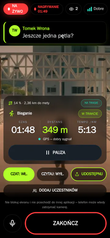 The runner's screen in BEON.RUN while streaming: LIVE button, time, distance, pace and GPS status